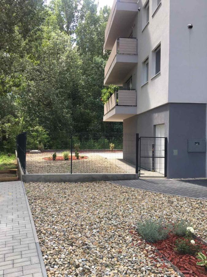 Thermal Forest Apartment Kiskunhalas Εξωτερικό φωτογραφία